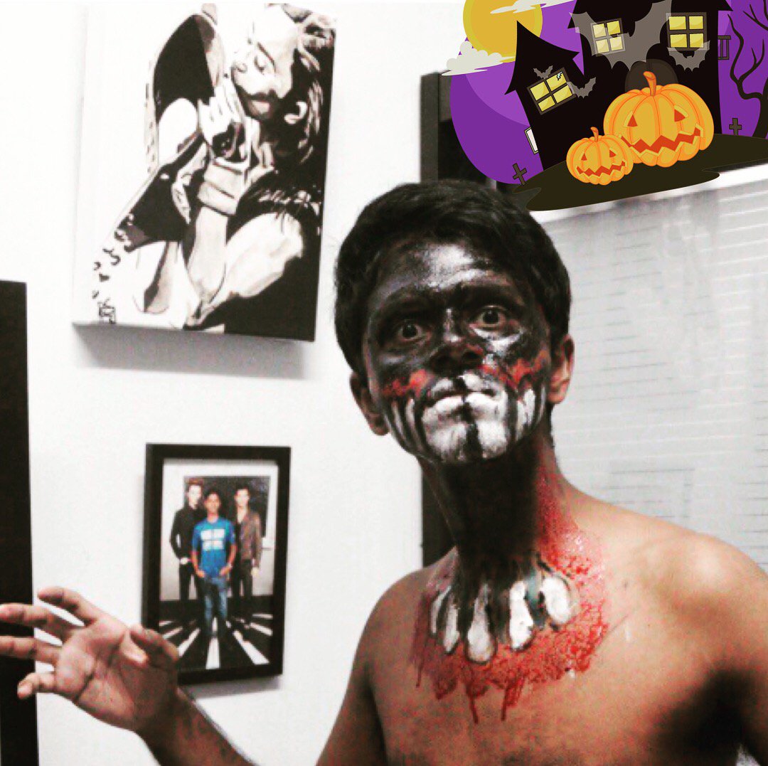 HausofHilton's tweet photo. Embrace your dark side. #Balorween @FinnBalor https://t.co/EKbe97a8gT