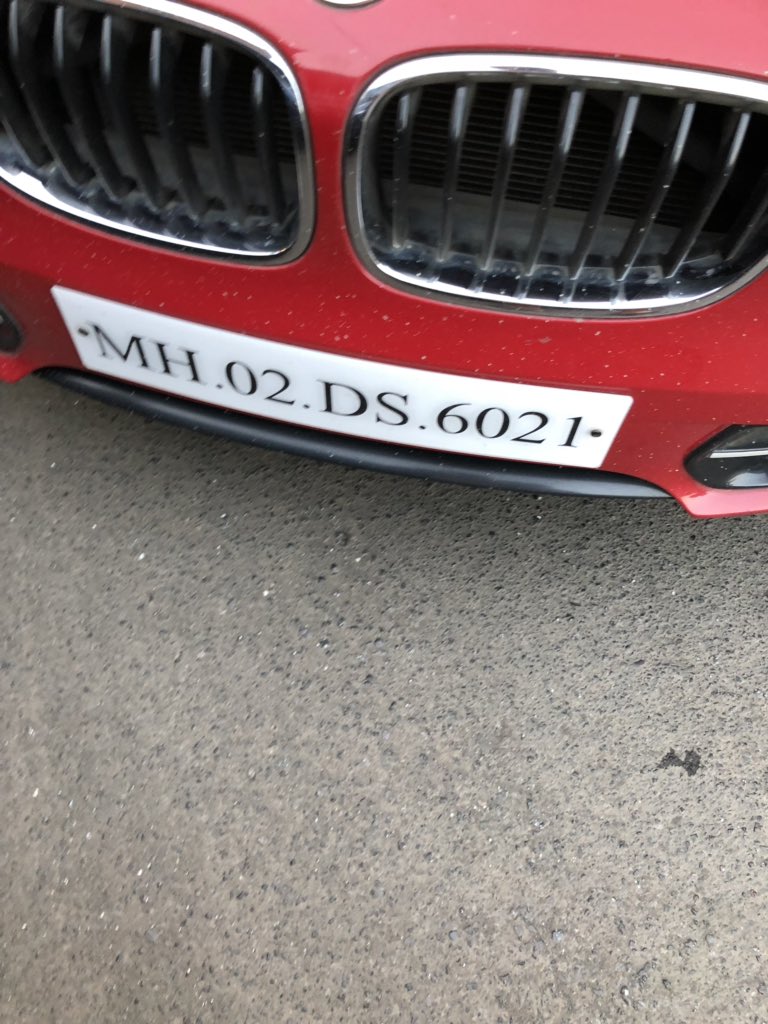 rkothari246's tweet photo. So this moron damaged my car in chunabhatti and on confronting accepted his mistake and agreed to come to police station with me but ran away in midway . Know his address ( Lodha new cuff parade in Wadala ) . Have registered a complaint with Mumbai police. Need help in sorting it https://t.co/COav4xvYI1