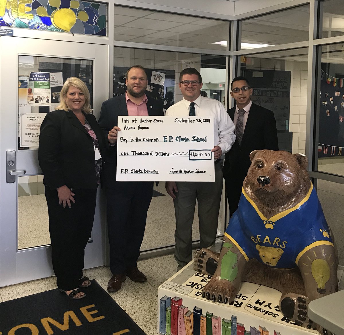 EPCRocks's tweet photo. Thank You @InnHarborShores for designating our school for a  @AdamsRemco community giveback $1000 donation!!  ❤️. What a gift!! A#EPCRocks #sjschools https://t.co/BGLKdXfCga