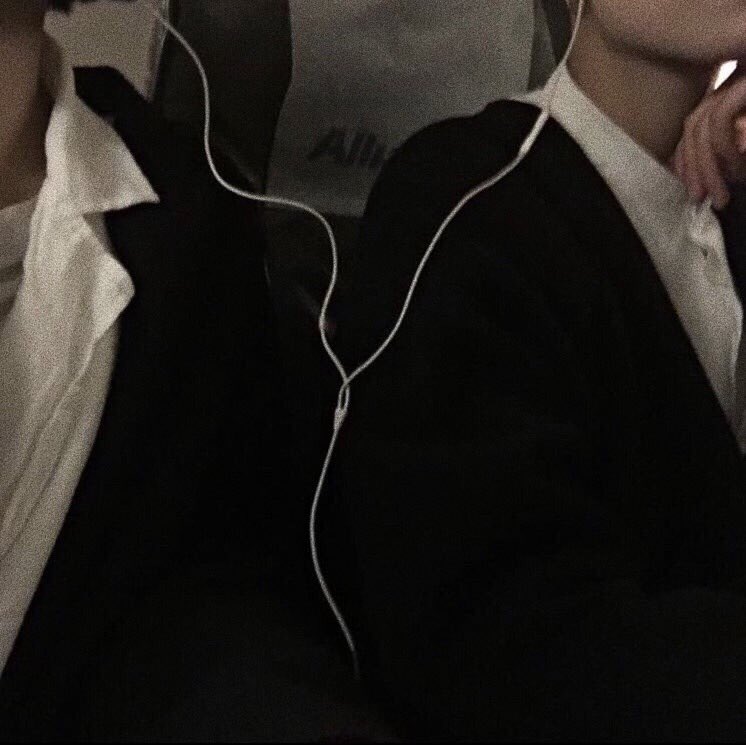 nct18cafe's tweet photo. L a t e  n i g h t s  w i t h  J e n o 

☆ #NCT #NCTDREAM #JENO ☆ https://t.co/PMq43j9vsA