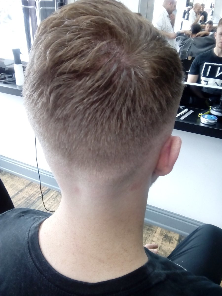 Nickfaganbarber's tweet photo. It's been a while since Carl was last in. Just a skin fade on the sides today whilst leaving the top. :D 
#haircut #hairstyle #hairstyles #hair #hairdo #barberuk #barbershop #barber #barberlife #barbering #skinfades #skinfade #cutthroat #straightrazor https://t.co/MWVGEejd1K