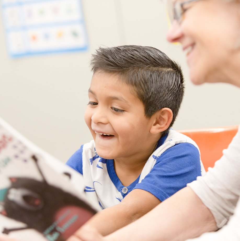 LitConnectsAZ's tweet photo. National Adult Education and Family Literacy Week’s goal is to raise awareness about family literacy. Support the 59% of fourth graders in Pima County who test below proficient in reading. Support Literacy Connects. #AEFLWeek #InspireLiteracy https://t.co/N5Sxnj7RQe https://t.co/DDC0CU6LXh