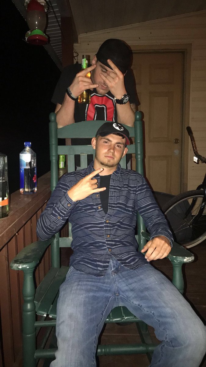 hunterstarr1's tweet photo. HAPPY FOOKIN BIRTHDAY to my brotha @gtownson_12 ✊🏼😎 wonder what this year has in store for us👀😝#22 https://t.co/ODVPPZGjJP