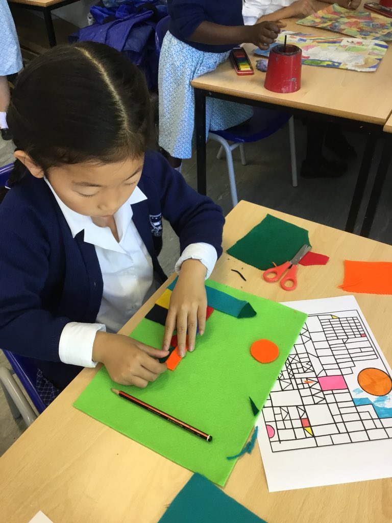 #UrsulineY3 Measuring; cutting; sticking. Hard at work on our #PaulKleeArt felt collages, and such concentration!#PrimaryArt #KS1DT