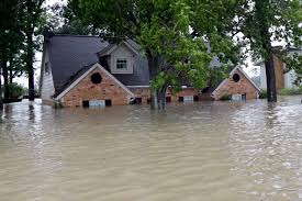 NewMilfordCERT's tweet photo. Flooding can be an emotionally and financially devastating event.  Just one inch of water can cause $25,000 in damage to your home. #PrepareNow #Floodsmart #CERT https://t.co/fjrzoUMLXm