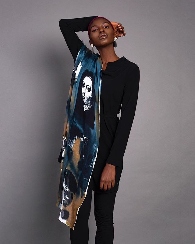 WallerandWood's tweet photo. It’s probably time we shared another incredible #carolewaller scarf with you.... form an orderly queue. Actually don’t, it’s first come first served. Or if you like what you see we have create a bespoke similar version. Photos by @eglevasi_ .
.
.
#woolscarves #madeinbath #in… https://t.co/DdEu86SGsg
