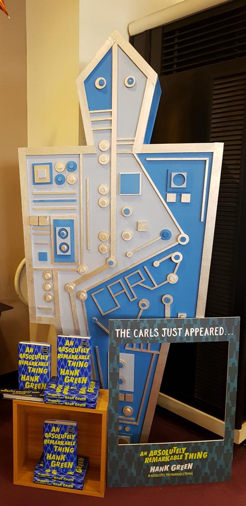 WaterstonesPicc's tweet photo. The Carls just appeared...
Head up to our 2nd floor to pick up your signed copy of @hankgreen excellent new book #AbsolutelyRemarkableThing, take a photo with Carl and collect your special Carl pin at the desk.
@TrapezeBooks https://t.co/w4J4Iuyfld