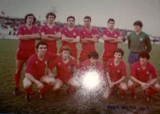 DaviramoneAlain's tweet photo. @Miguelgregorim @FisioSempere @FutbolistasVCF @pacolloret_ CD Mestalla 79-80 en Alicante...no tengo mejor foto (alguien la tiene?) https://t.co/DKJ9yOMXkI