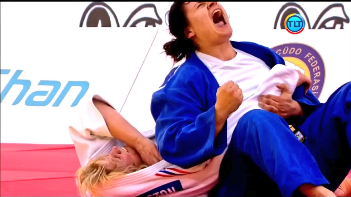 Excelente jornada de último día de categorías individuales de los pesos pesados!!! Disfrutándolo gracias a <a href="/LaTeleTuya/">Tele Tuya</a> #JUDOxTLT con los mejores <a href="/efrendez/">Efren Mendez</a> <a href="/LuisP1979/">Luis P.</a> <a href="/SenseiSoazo/">Soazo7</a> <a href="/jdazaj/">José Daza</a>