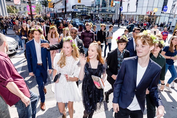 annesgold's tweet photo. the best cast to ever exist https://t.co/bHGlEv6FXR