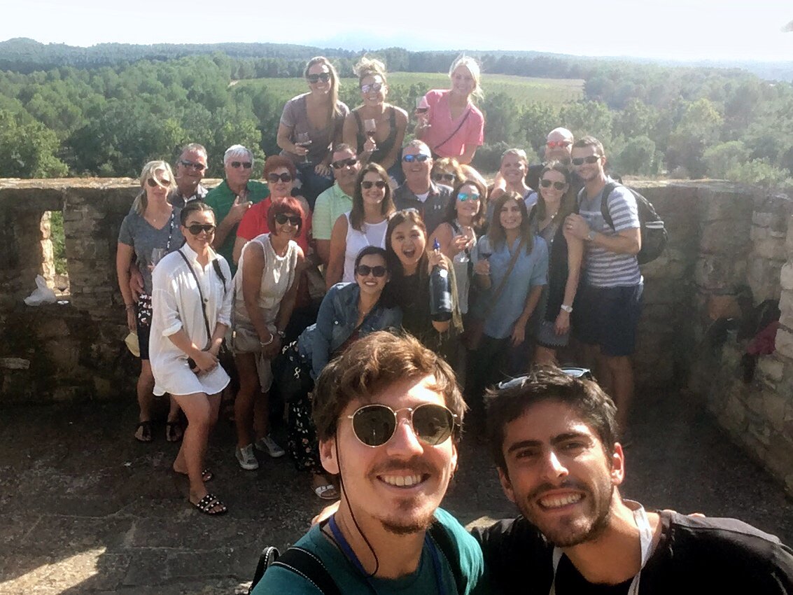 Castlexperience's tweet photo. Luis and Dani spending this beautiful day with their groups 🍷🍷 https://t.co/nl4X5Wvi7a