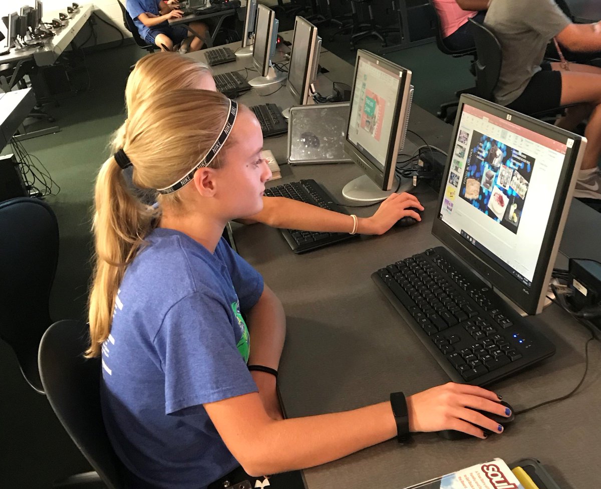PRT_Computers's tweet image. 6th graders putting final touches on their DREAM Birthday Party PowerPoints! They are rocking this project. #PRTcomputers #FunProjects @PRT_Huskies