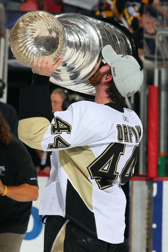 Happy birthday to two-time Stanley Cup champion Brooks Orpik! 