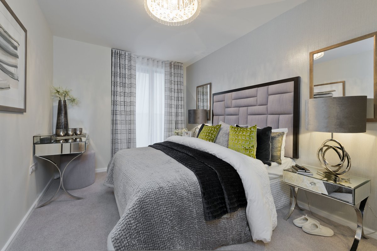 SOWeek2020's tweet photo. The Premier Collection by @Clarion_Group features several 1 &amp; 2 bedroom apartments and 2 bedroom duplexes, all available on a #SharedOwnership basis. Discover more about living in a dynamic #London area: 
https://t.co/BjuGnCPkGX  #SOWeek2018 https://t.co/XR0spnkGHw