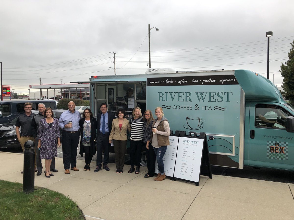 megindy1's tweet photo. River West Coffee and Tea is launched!  Thanks Indianapolis Motor Speedway and Doug Boles 

#coffee #tea #IMS #racecars https://t.co/wXe5DUHc5n