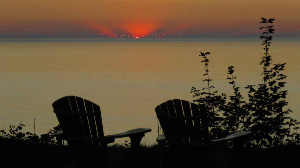 MitchandMarcy's tweet photo. Beautiful #lakemichigansunset #sunsetafterglow
π
πΈ#mitchandmarcyphotos
#hey_ihadtosnapthat #michigansunsets @PureMichigan @PicBallot @MIBeachtowns @Saugatuck #OvalBeach #Saugatuck #LakeMichigan @GrLakeMichigan https://t.co/I07omwbKaZ