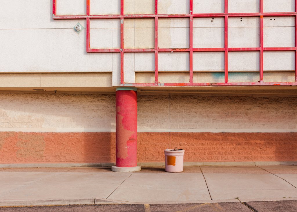 JesseRieser's tweet photo. #thechanginglandscapeofamericanretail interview and feature for @lenscratch
・
・
・
・
#thechanginglandscapeofamericanretail #contemporaryphotography #contemporarylandscapephotography #retailapocalypse #everydayusa
#quietthechaos #photojournalism #photodocumentary #lenscratch https://t.co/YolXIJf8xG