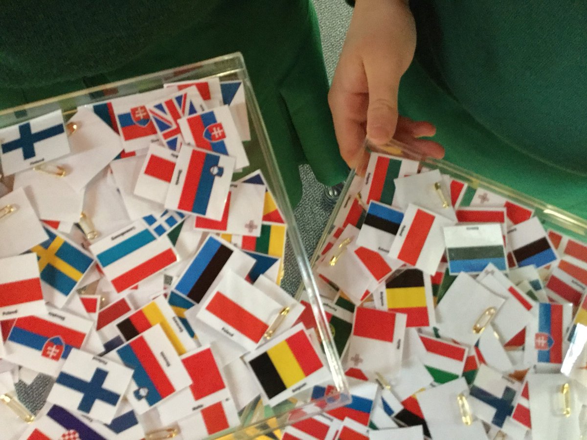 European Day of Languages celebrations in Muckross <a href="/Leargas/">Léargas</a> <a href="/languages_ie/">Post-Primary Languages Ireland (PPLI)</a> #EuropeanDayofLanguages #EDL2018