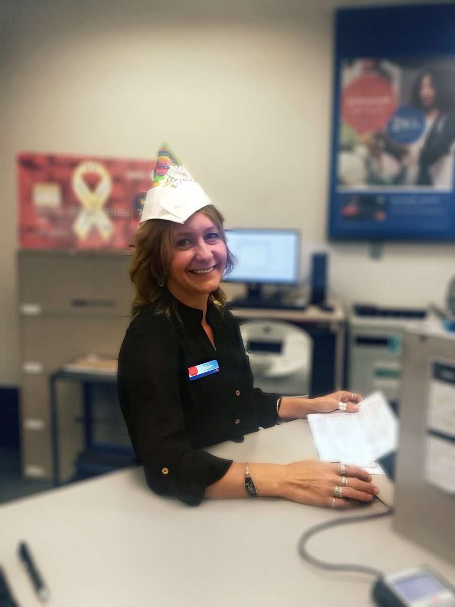 stephaniebmo's tweet photo. Happy Birthday Tammy!! You make our days so much better every day with that smile!  #birthdaygirl #TR2175 https://t.co/ejeUJ1Ucxq