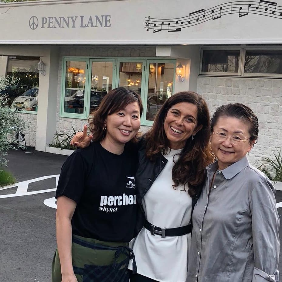 FazioWines's tweet photo. Great music, good food, amazing people and unique wines. Fazio winetasting at Bakery Penny Lane in Utsunomyia

#japan #winetasting #WineWednesday #sicily #wine https://t.co/N6ncCgTF9g