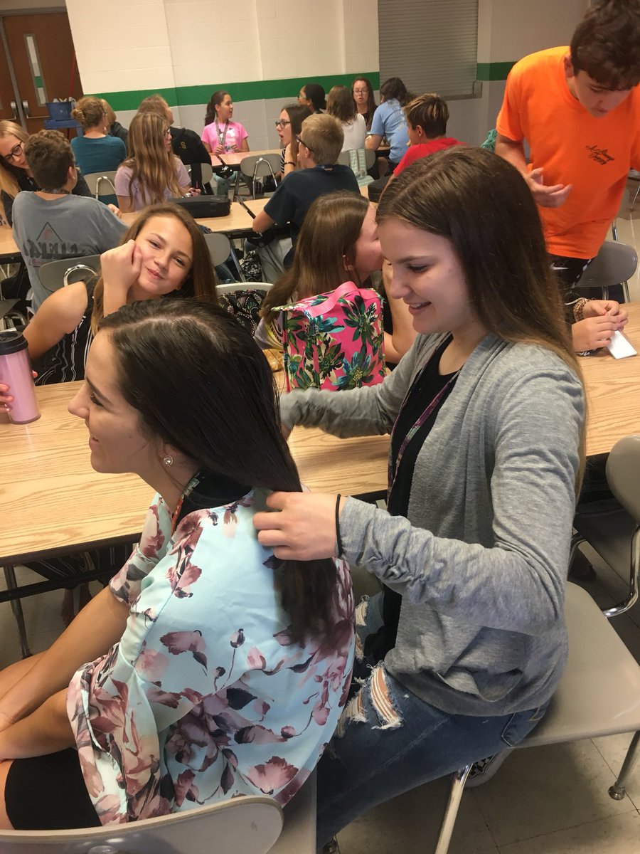 Ste. Genevieve Middle School tweet media