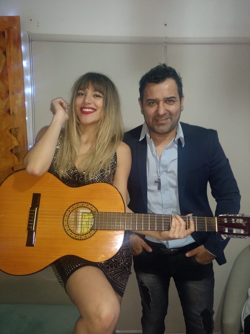 WalterEncinaa's tweet photo. @FarjatMarian MAÑANA VAMOS A ESTAR EN @peatonaltv con nuestro amigo @moranzonidiego y @elogro23 ❤️QUE LINDA NOCHE NOS ESPERA 🤣 https://t.co/xnDrU8pU32