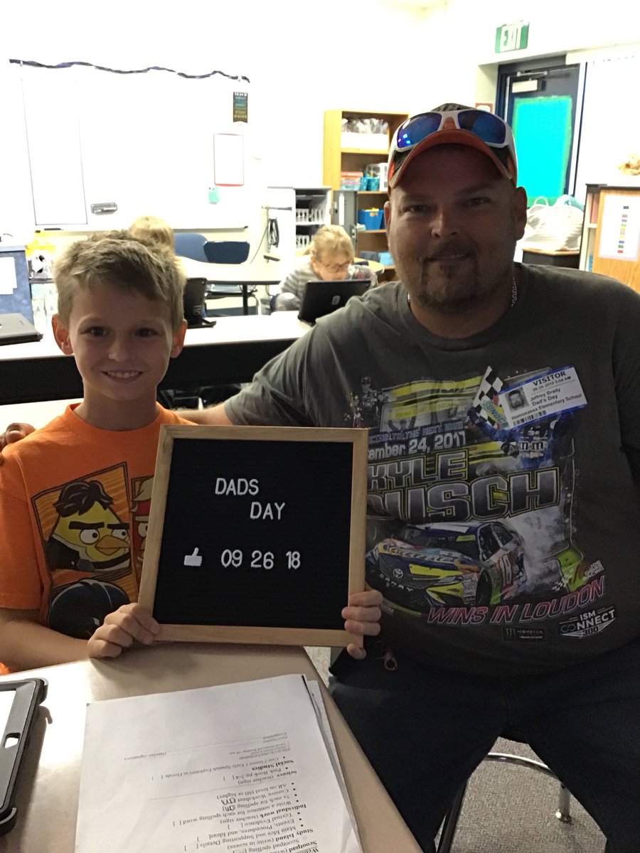 casey_morito's tweet photo. Dad’s day was a success! #Bringyourdadtoschoolday #dolphinstrong @HOMdolphins https://t.co/eHKITay70r