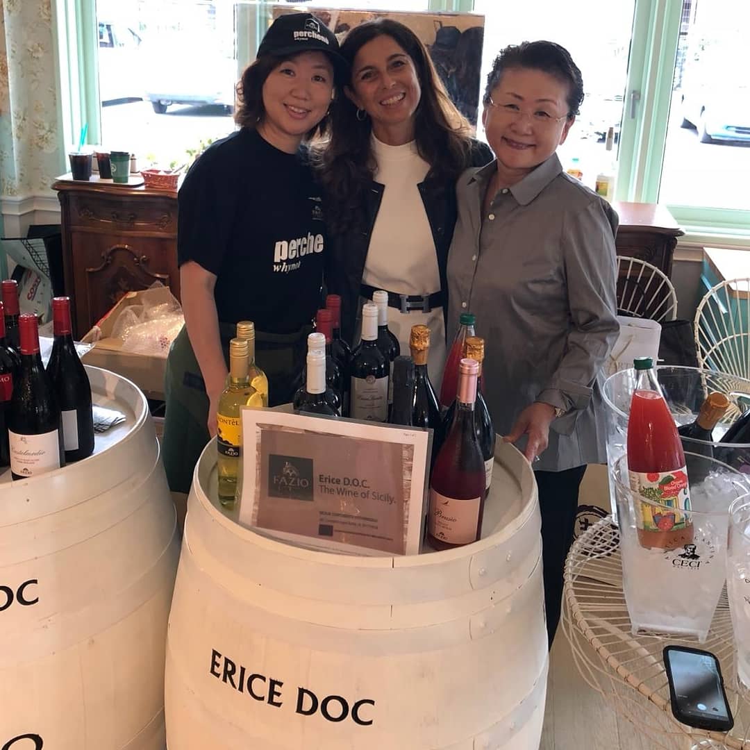 FazioWines's tweet photo. Ottima musica, cibo fantastico, persone speciali e vini unici. 
Il Fazio winetasting tour fa tappa da Penny Lane a Utsunomyia 🍷

#wine #Sicilia #Giappone #vino https://t.co/0fw6KXJiEL