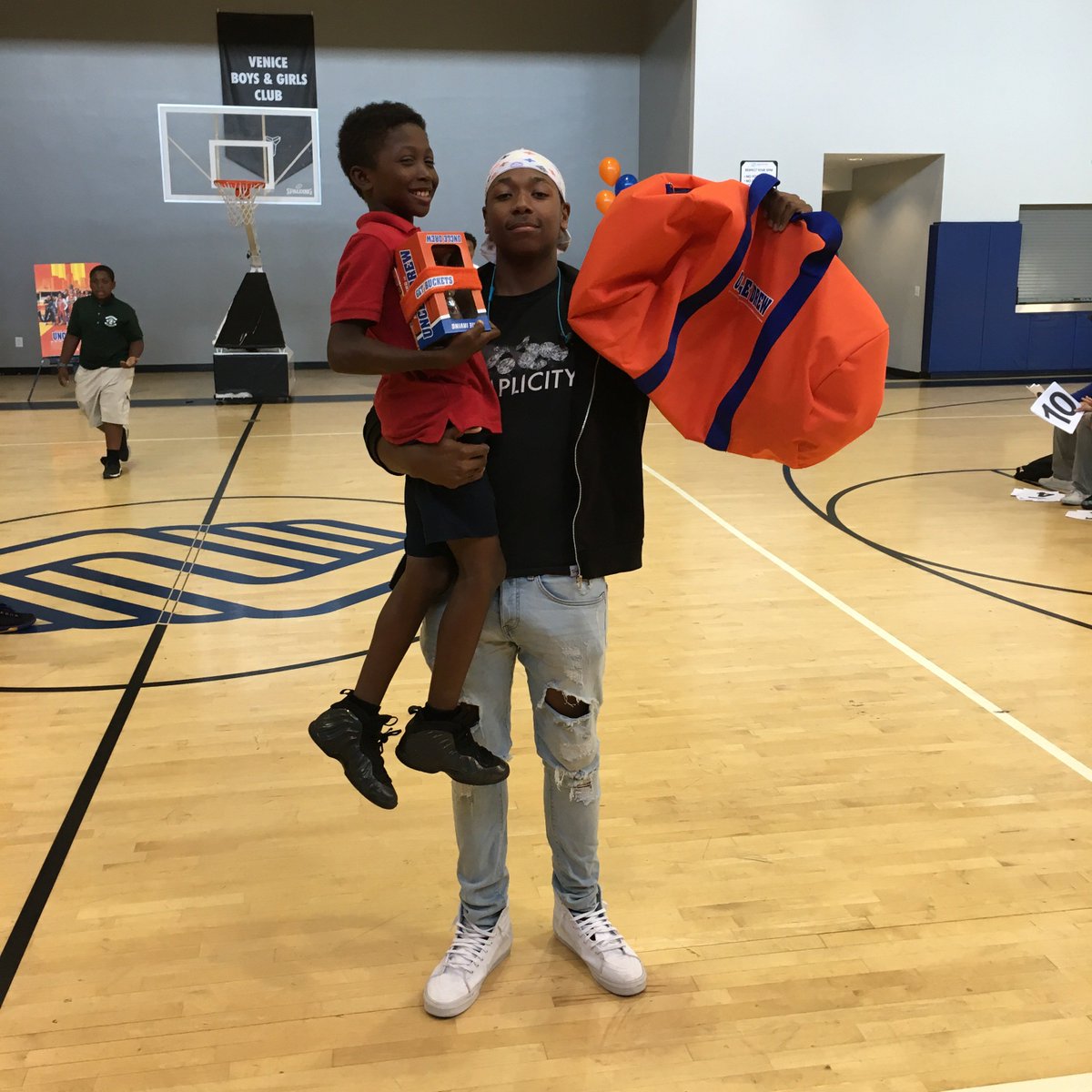 uncle drew movie shoes