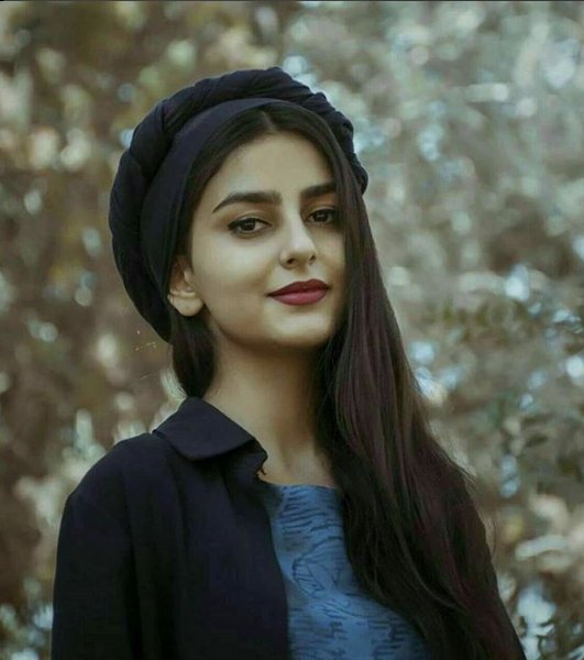 و نتلاگــــه و نصيح أُفــــيــــش
ياحبنه العتيچ هواي
إلك وحشه..