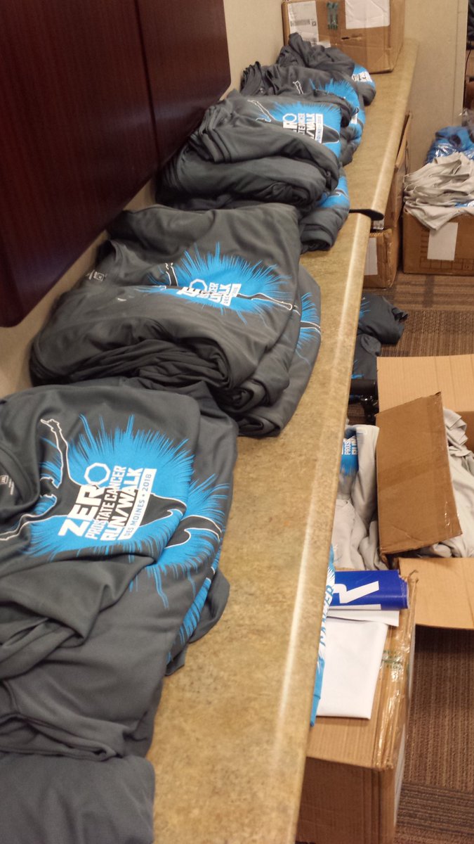 PCAWARENESSIA's tweet photo. Lots of shirts here at @TheIowaClinic for early packet pickup. We're here until 6 p.m. today. (Use the Urgent Care entrance, head to the second floor and follow the signs.)
#PCAM2018
@ZEROCancer https://t.co/pzXilkW7pR