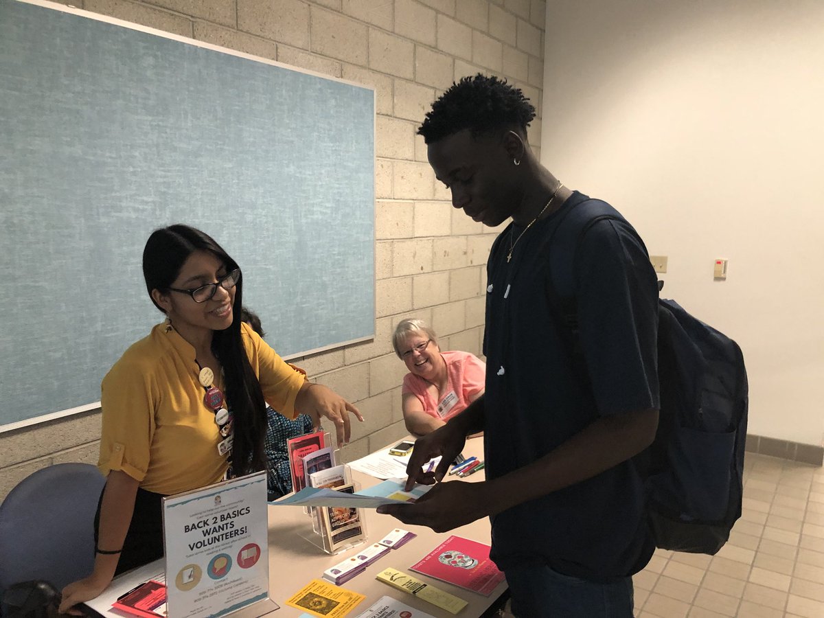 LosOsosCCC's tweet photo. Oluwatobi Adegoke getting information to volunteer for the Back 2 Basics Program at the Rancho Cucamonga Library. Thank you for coming #rclibrary. https://t.co/qmDBt2KqGj