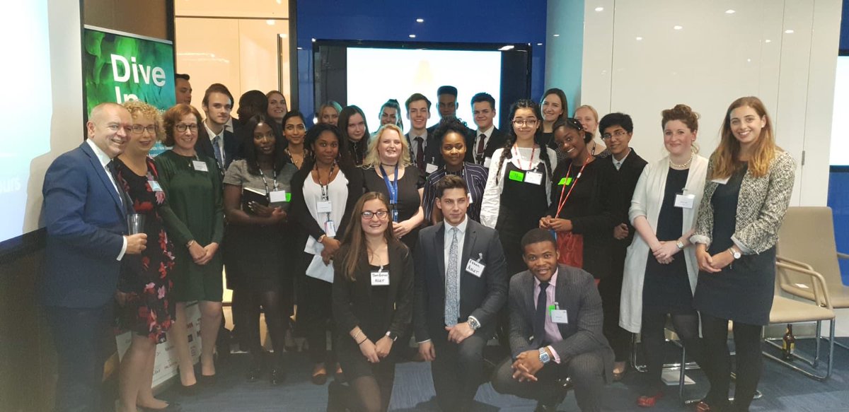 Asset_ins's tweet photo. Brilliant evening at @ZurichInsUK for our Speed Mentoring event as part of the @DiveInFest 

#Time4Inclusion #diveinfest https://t.co/g1ouOec8Cy
