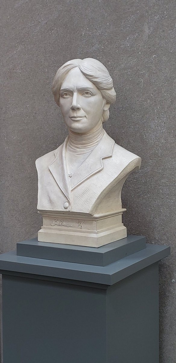 marciacastrorj's tweet photo. Honoring Alice Hamilton, the first female faculty at Harvard @HarvardChanSPH @HarvardGH @GHP_HarvardChan @HarvardChanDean https://t.co/unZiWxIvP9