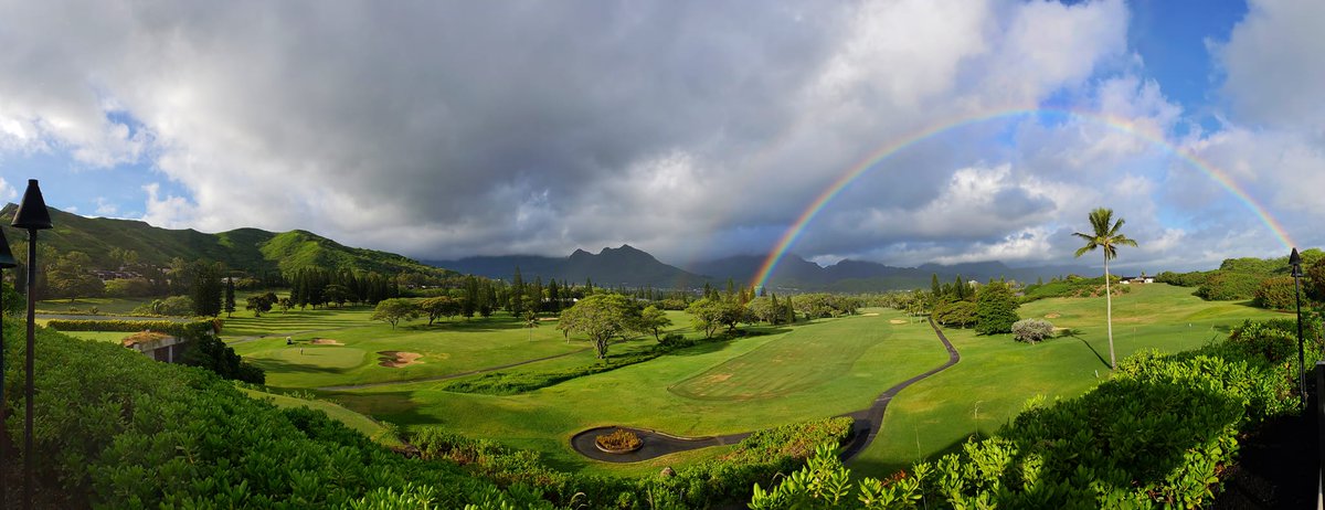 mpcchi808's tweet photo. Early bird catches the worm... or at least the rainbows. Happy Hump Day! 

#midpacificcountryclub #midpaccountryclub #mpcc #mpcchi #hawaii #aloha #golf #tournament #kailua #lanikai #oahu #winner #club #countryclub #privateclub #hawaiigolf
#wedding #hawaiiwedding #hawaiivenue https://t.co/lmIRpSY7Ti