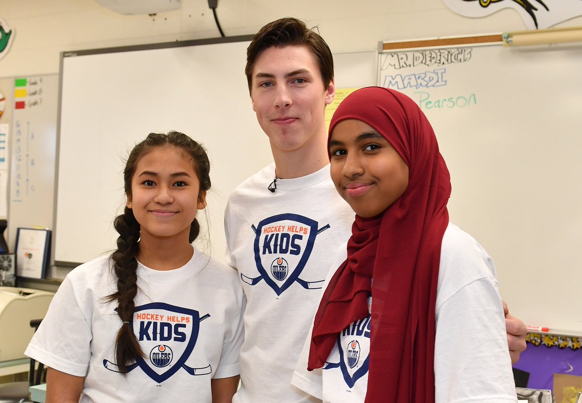 HockeyHelpsKids's tweet photo. #HockeyHelpsKids 2018-19 has arrived! @HilwieSchool @SBSSchoolEPSB @sabecsd1 &amp; @DickinsJrHigh are ready to rock with $25,000 up for grabs for the winning school. 

Details ➜ https://t.co/StXCjLh8p7 https://t.co/j8qv1VVrqV