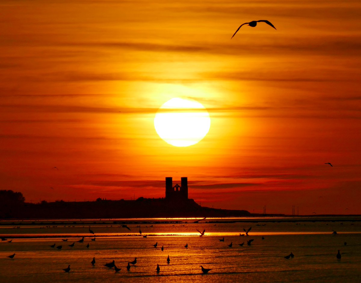 Frank_Leppard's tweet photo. #Thanet #visitthanet #MinnisBay #Reculver 😎 https://t.co/6UMryPN6C1