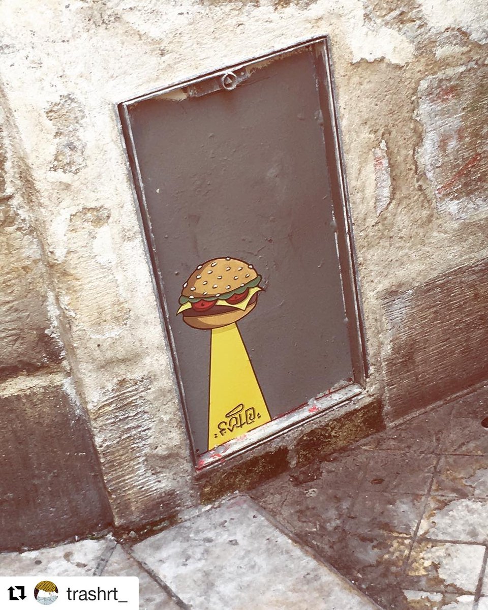 Opaf_invasion's tweet photo. Merci @trashrt_ pour la photo
📍Location : #Bordeaux
#streetart #burger #stickers #graffiti #graffitiart #urbanart #wall #bordeauxstreetart #streetartbordeaux #invasion #burgerinvasion #food #streetfood #alien #graffitiporn #graffitigers #collage #spaceburger #BurgerQuiz https://t.co/kCyOTOW1aQ