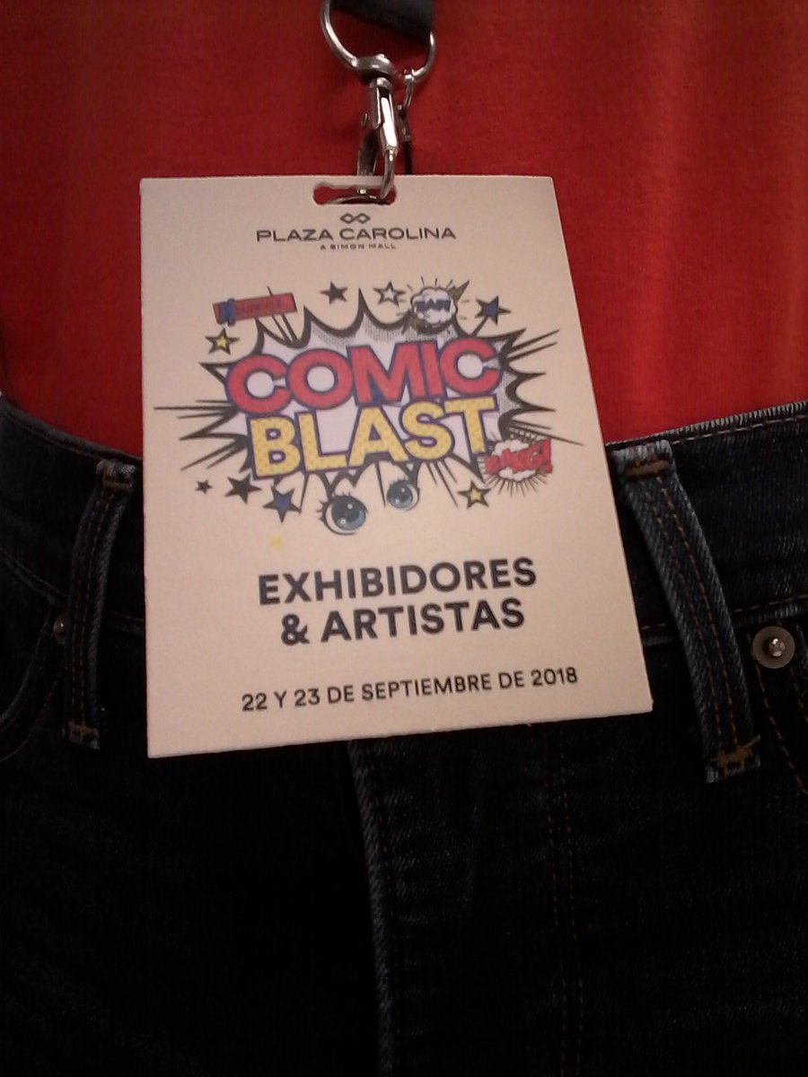 R_Tellado's tweet photo. Mi "oficina" el pasado fin de semana: #PlazaCarolinaComicBlast. Corrió de maravilla. Agradecida de los que me ayudaron en el proceso. Ustedes saben quiénes son. 22-septiembre-2018 https://t.co/bkJhFwXOcB