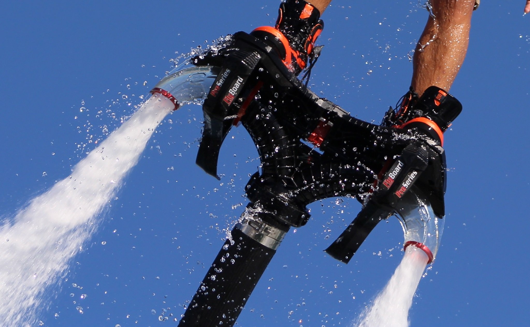 Hydroflying (Flyboard, Hoverboard and Jetpack) - 7R Travel