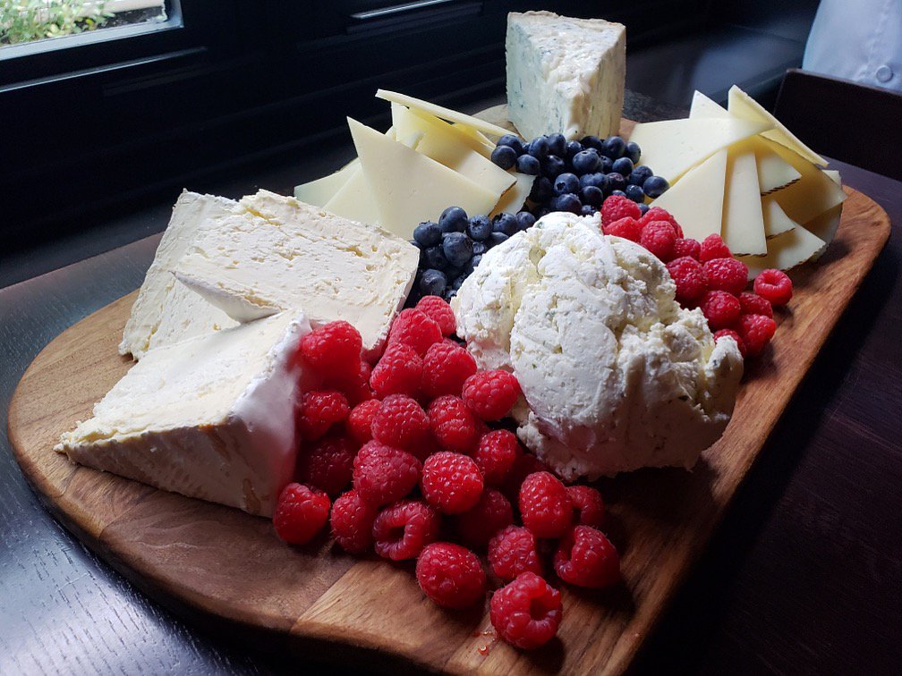 FitzgeraldsSP's tweet photo. Artisan Cheese Display Platters are one of many scrumptious options on our #Events menu. Learn more on https://t.co/QIdFoQyP5m! https://t.co/hvwQEnuIAv
