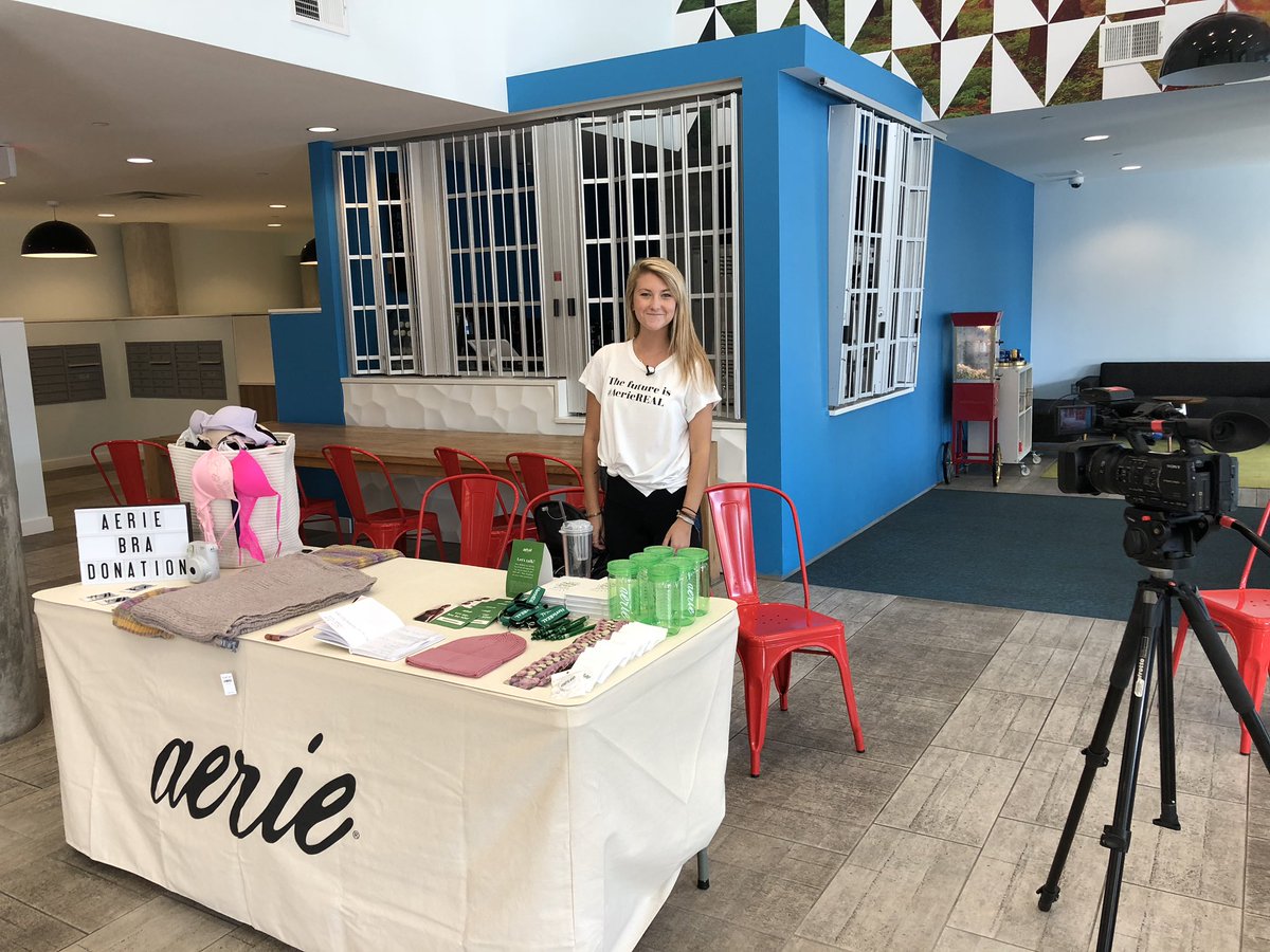 asyapaez's tweet photo. Come check out the Aerie bra donation today at landmark! #j361jd https://t.co/VH7eJDFBuM
