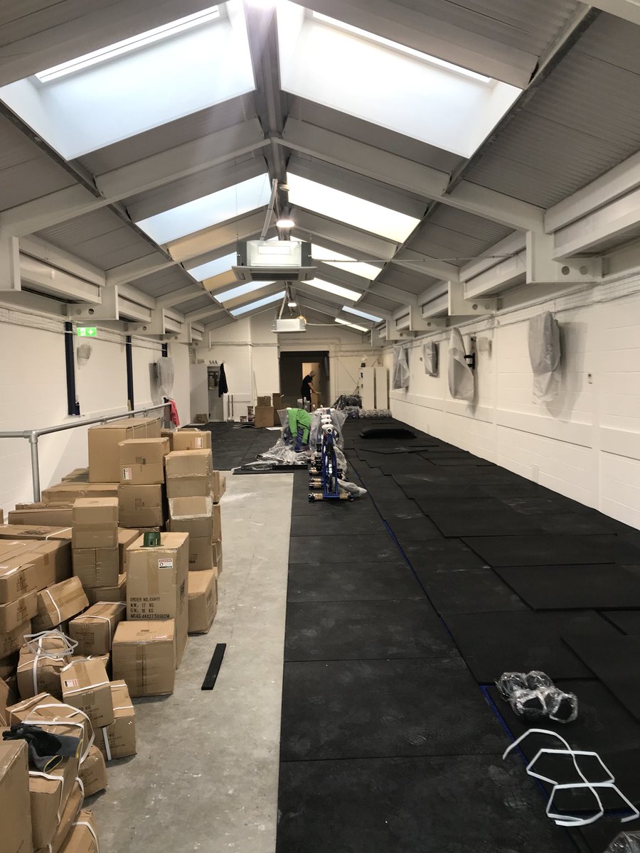 Our equipment has arrived, all 7 tonnes of it! 💥 #gunsout #f45 #f45training #tooting #tootingmarket #tootingbec #balham #opensoon