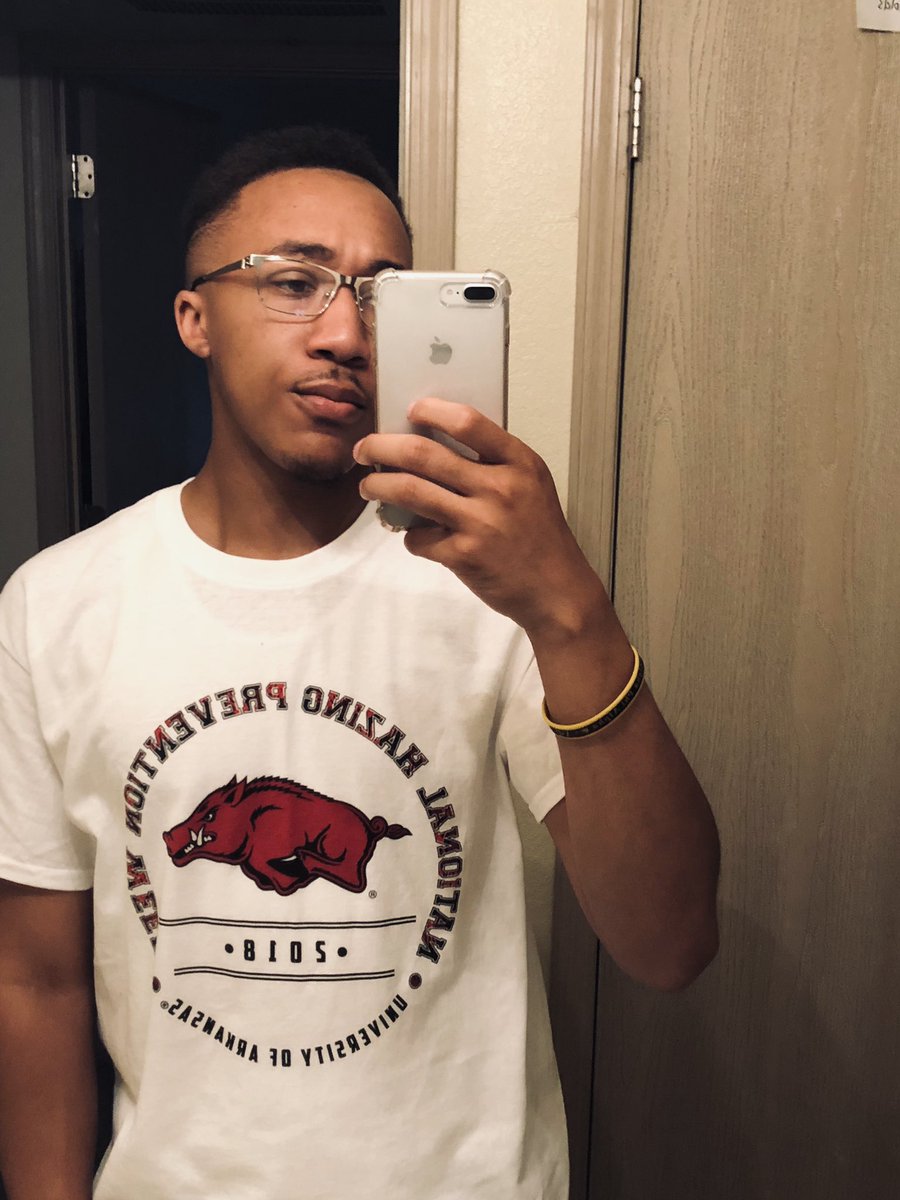 timreynolds_'s tweet photo. #hogsdonthaze 🐗 https://t.co/kZye3odye3