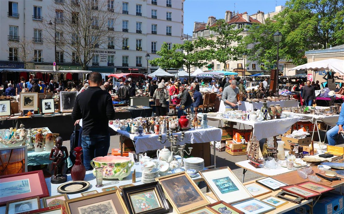 lonelyplanet's tweet photo. How to live like a local in #Paris (no surprise – you'll be spending a lot of time #enterasse): https://t.co/KrrRlve1EF #travel https://t.co/Ob52g0DErK