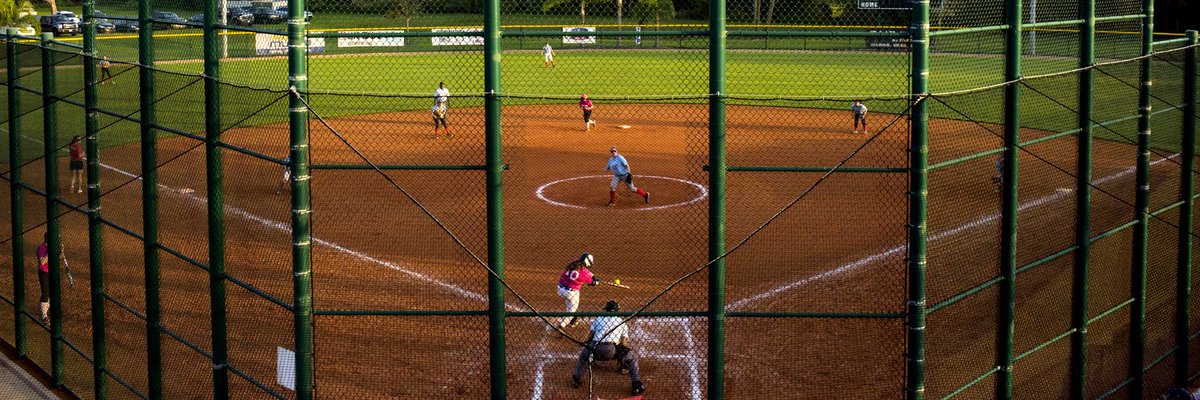 SoftballFactory's tweet photo. The second leg of the #UASFShowcase comes to Dorey Park in Henrico, VA this weekend for the #EasternClassic. First pitch is set for 8:30 AM this Saturday.
Follow @UASFShowcases for updates, and check out our scouting blog and more at: https://t.co/IyWwTYClcE https://t.co/hKuNg0HY2p