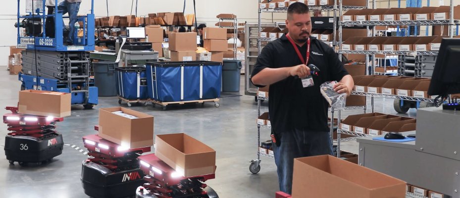 #Ecommerce brands are using micro #warehouses, distribution centers and #3PLs - distributed distribution. Utilizing smaller, more widespread locations close to population centers, companies can fulfill + ship orders same or next-day to stay competitive buff.ly/2Ocun7q