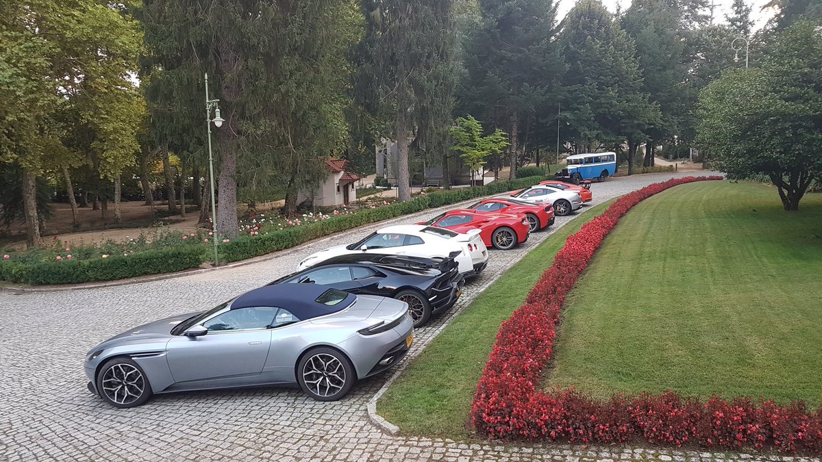 VidagoPalace's tweet photo. Beauty and power all around...
@VidagoPalace https://t.co/R0aPVdc20Y