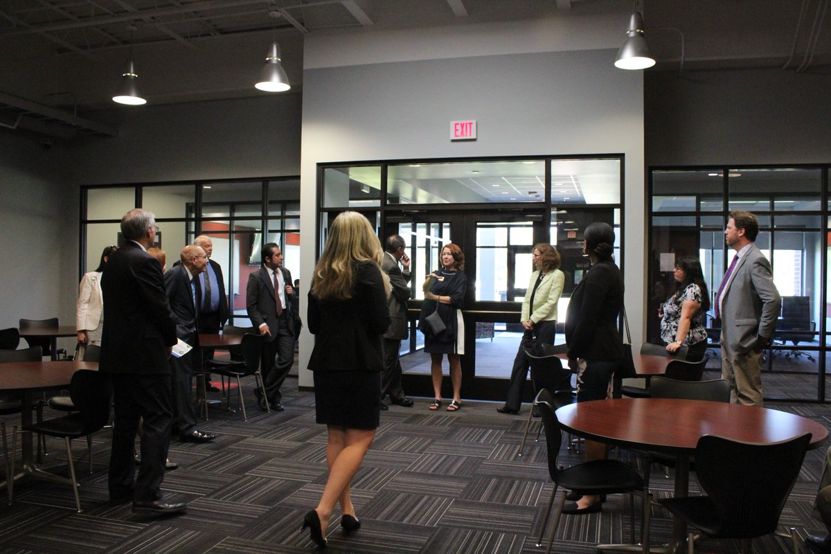 sc_ate's tweet photo. Earlier this morning, members of the @NSF_NSB got to tour the @TheSiMT at @FloDar_Tech as a part of the National Science Board Facilitated Listening Session on the Skilled Technical Workforce. Event was hosted by @sc_ate, in partnership with @FloDar_Tech and @TheSiMT. https://t.co/jCXRYhzwd2