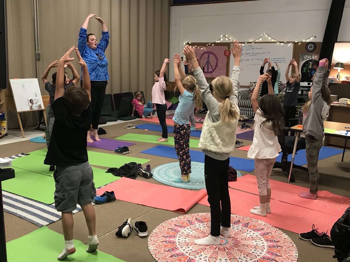 robinsonfrisco's tweet photo. We love yoga! We began our day with a word to focus on (mine was patience!!) and ended our day with Miss Mary’s lesson on regulating with yoga. @FREprincipal https://t.co/c8s6P0kK54